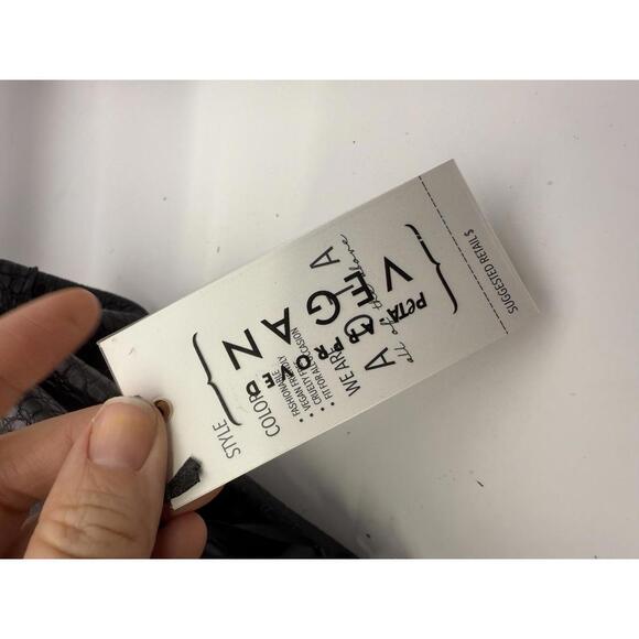 NWT Black Vegan Leather Crocodile Pattern Women's Handbag - Picture 2 of 7